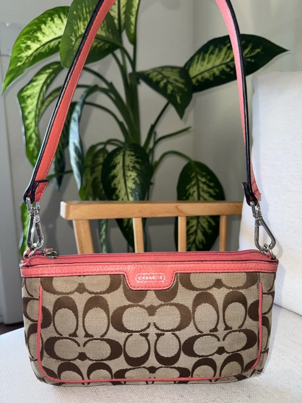 Coach Monogran Canvas Leather Pink Mini Shoulder Bag Wristlet Y2K VTG Designer - Picture 3 of 17